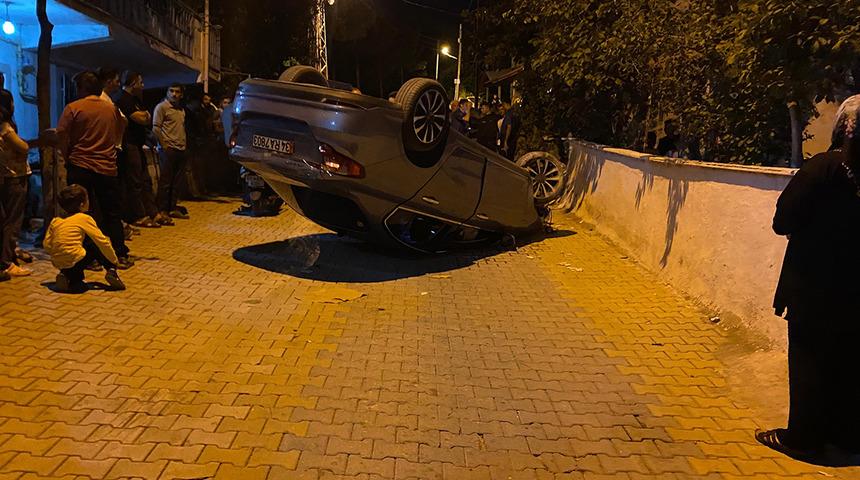 Tokat’ta kontrolden çıkan otomobil evin duvarına çarparak takla attı: 2 yaralı