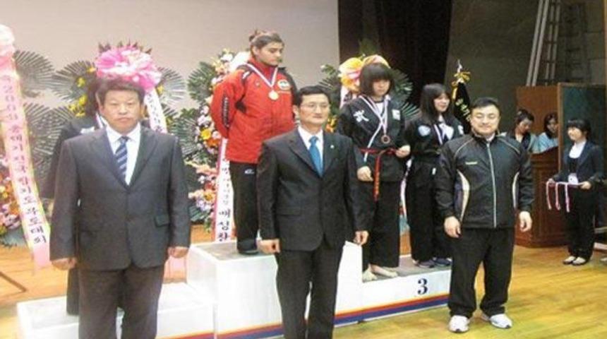 13 yaşındaki T&uuml;rk kızı d&uuml;nya şampiyonu