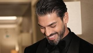 Spor salonunda paylaştı! &Uuml;sts&uuml;z pozu olay oldu 