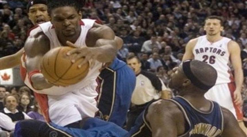 Hido da k&ouml;t&uuml;, Toronto da (VİDEO)