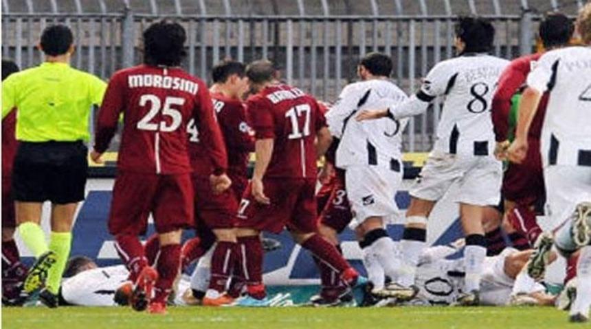 Tarihe ge&ccedil;ecek bir fair-play (VİDEO)