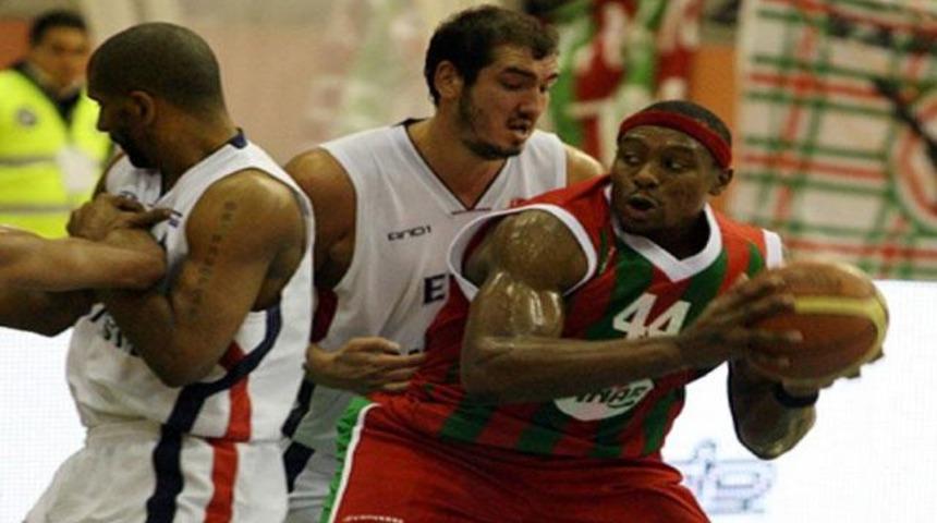 Lidere rakip dayanmıyor