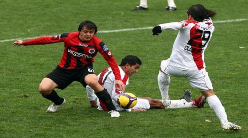 Renkdaşlar 1'er puana razı oldu