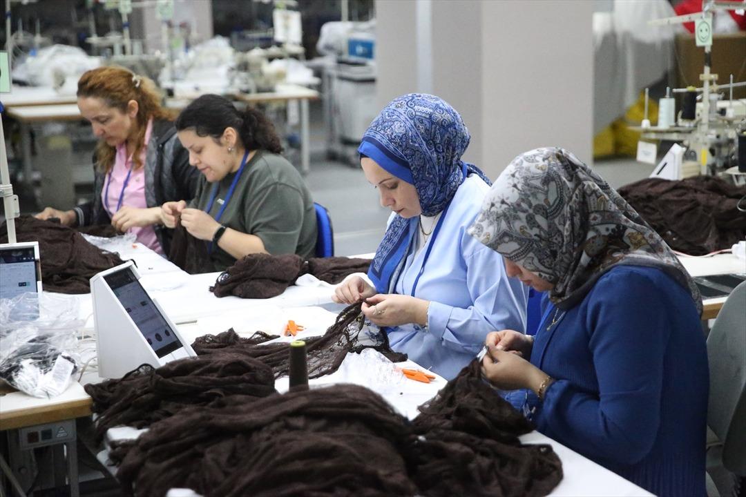 AA-20250610-38236565-38236548-ORDUDA_TEKSTIL_SEKTORUNUN_ELEMAN_IHTIYACI_ISTIHDAM_GARANTILI_KURSLA_COZULUYOR