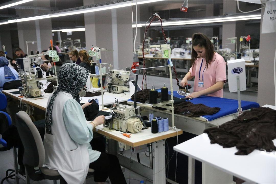 AA-20250610-38236565-38236552-ORDUDA_TEKSTIL_SEKTORUNUN_ELEMAN_IHTIYACI_ISTIHDAM_GARANTILI_KURSLA_COZULUYOR