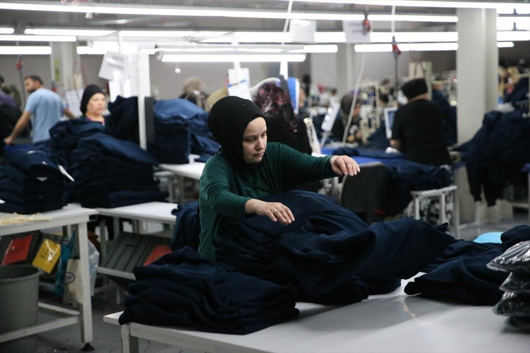 AA-20250610-38236565-38236562-ORDUDA_TEKSTIL_SEKTORUNUN_ELEMAN_IHTIYACI_ISTIHDAM_GARANTILI_KURSLA_COZULUYOR