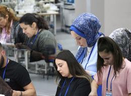 Bittiği gibi işe başladılar! İstihdam garantili kurs 'Şimdi kendi paramı kazanıyorum, hem öğrendim hem işe girdim'