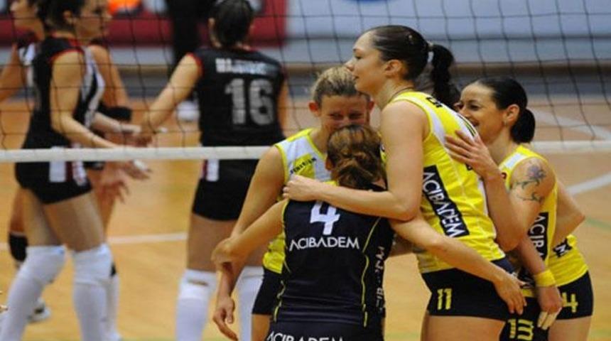 Olaylı derbi Fenerbah&ccedil;e'nin