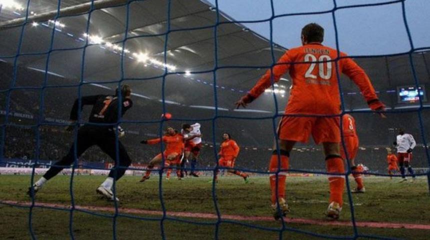 T&uuml;rk derbisi Hamburg'un