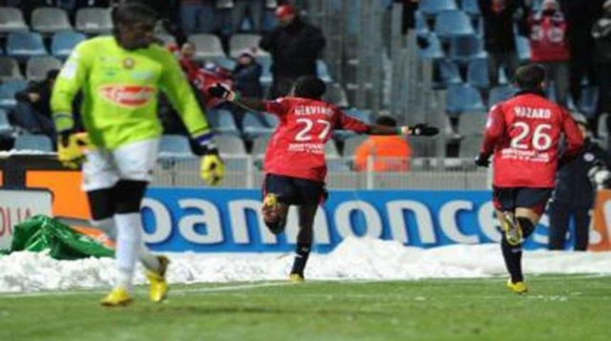 Lille'e 30 dakika yetti