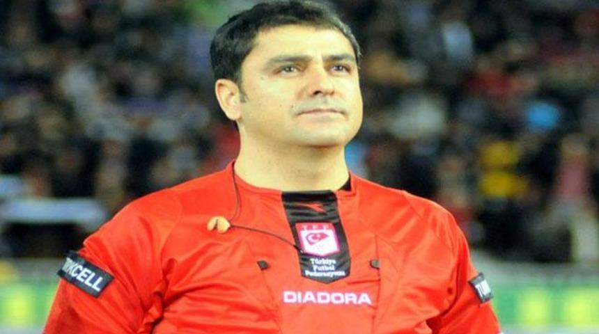 Koridorda yumruklar konuştu!