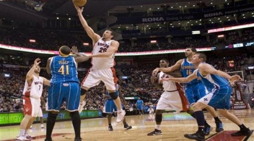Toronto 'Bosh' ge&ccedil;medi (VİDEO)