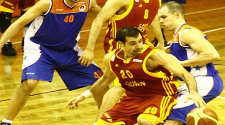 Aslan, galibiyetle d&ouml;nd&uuml;