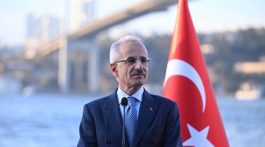 Türksat denizlere dijital kale kurdu! Bakan Uraloğlu: "Türk bayraklı gemiler dünya üzerindeki her noktadan anlık olarak izlenebiliyor"