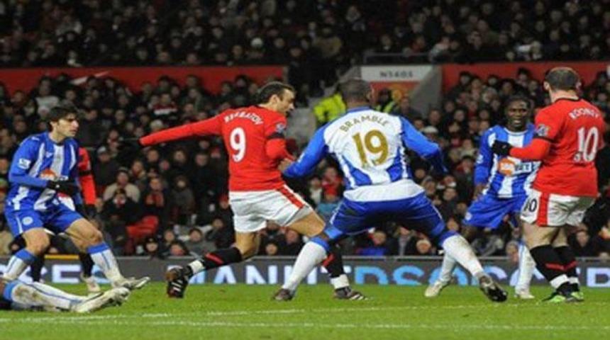 ManU'nun insafı yok (VİDEO)