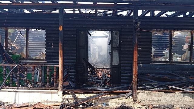 Sinop’ta kereste fabrikasında yangın: Yemekhane küle döndü