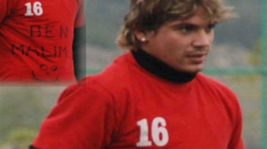 'Ben malım' tiş&ouml;rt&uuml; giydi!