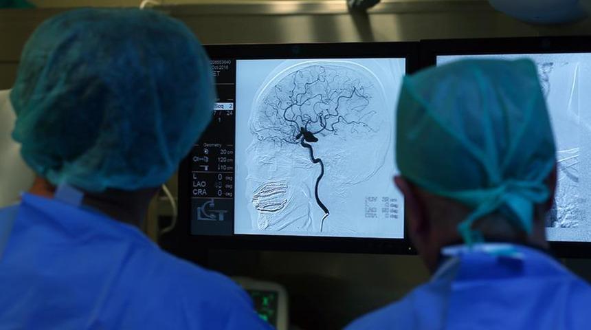 Robotik rehabilitasyon umutları ayağa kaldırıyor