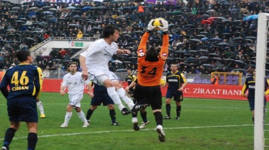 A.G&uuml;c&uuml; umudunu koruyor