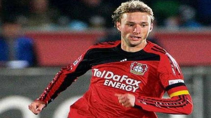 Leverkusen'de Rolfes şoku