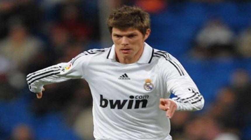 Huntelaar'a Arsenal de talip