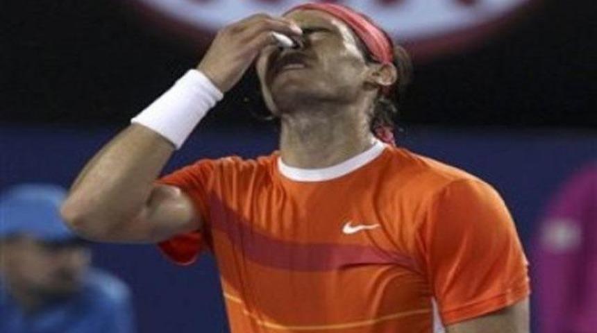 Nadal sakatlandı