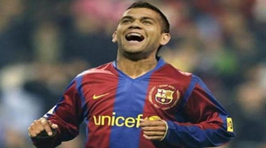Dani Alves belirsiz!