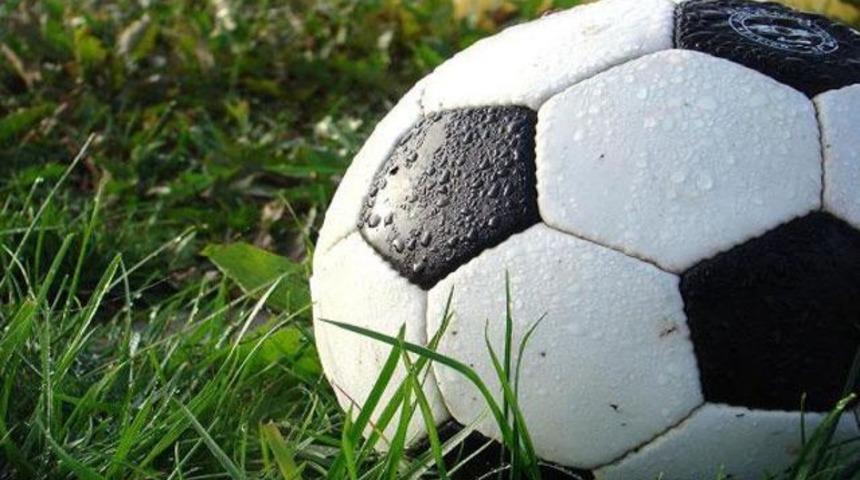 Futbola bomba d&uuml;şt&uuml;!