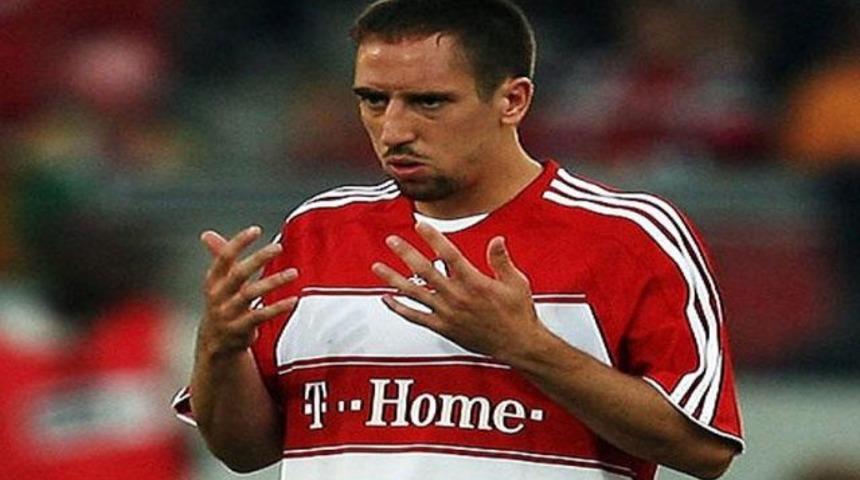Ribery s&ouml;zleşmesini uzatıyor