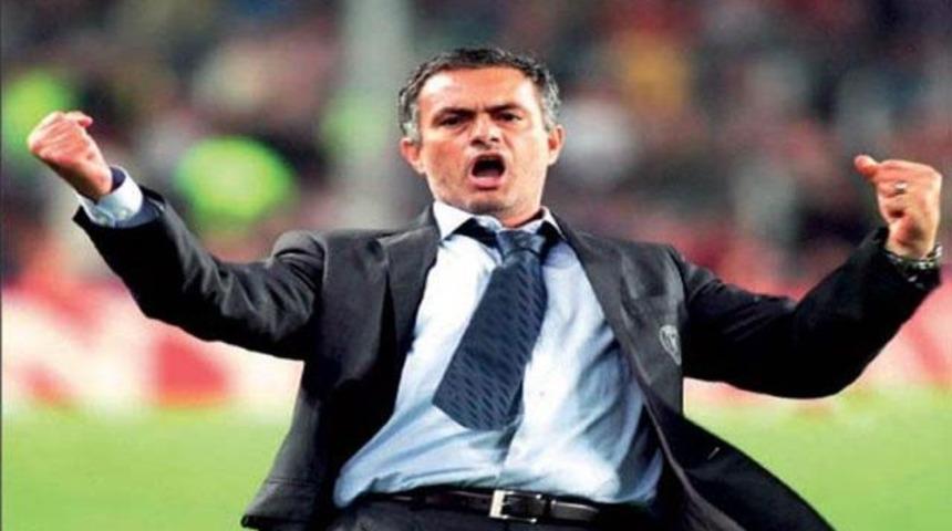Mourinho yine bombaladı!