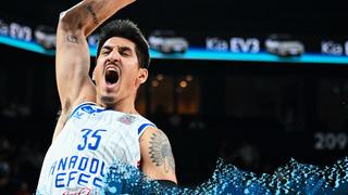 Anadolu Efes, Beşiktaş'ı mağlup ederek avantajı yakaladı