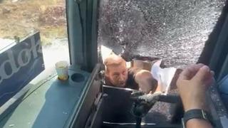 Yer: Aydın! Turistlerin olduğu otobüsü dakikalarca takip edip dehşeti yaşattı: Saldırı anı saniye saniye kaydedildi