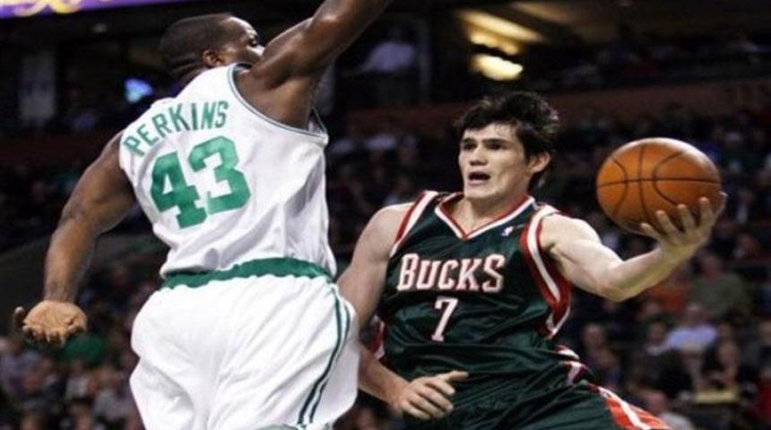 Ersan İlyasova rekor kırdı!