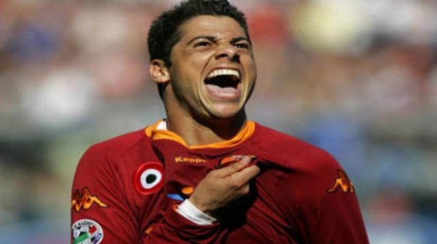 Cicinho, Sao Paulo'ya gidiyor