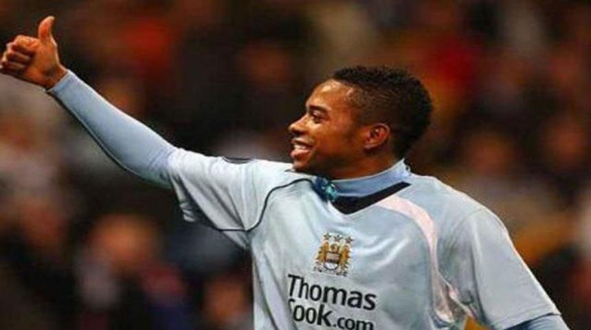 Mancini'yi bombaladı!