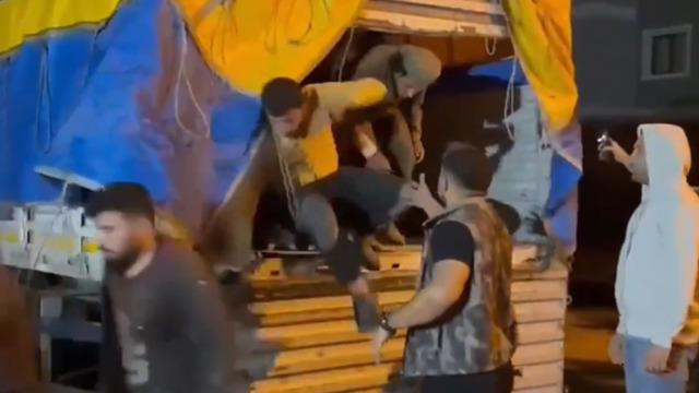 SON DAKİKA | 51 ilde göçmen kaçakçılarına operasyon! Bakan Yerlikaya duyurdu