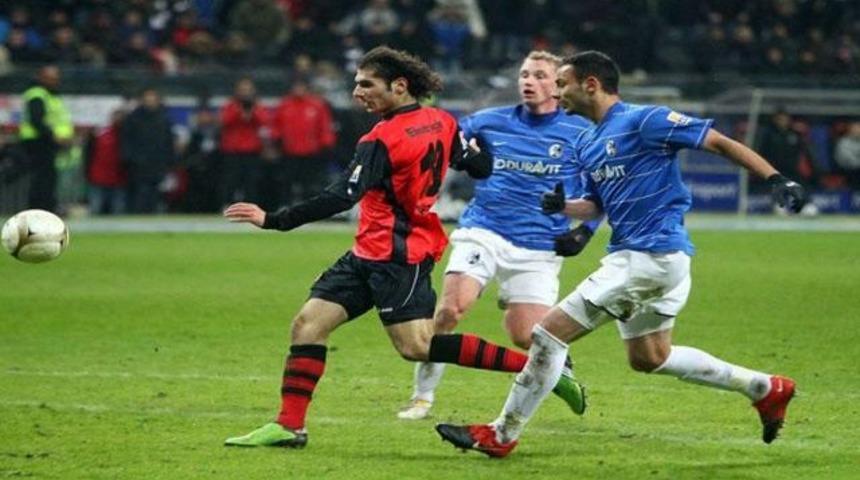 Halil attı, Frankfurt kazandı