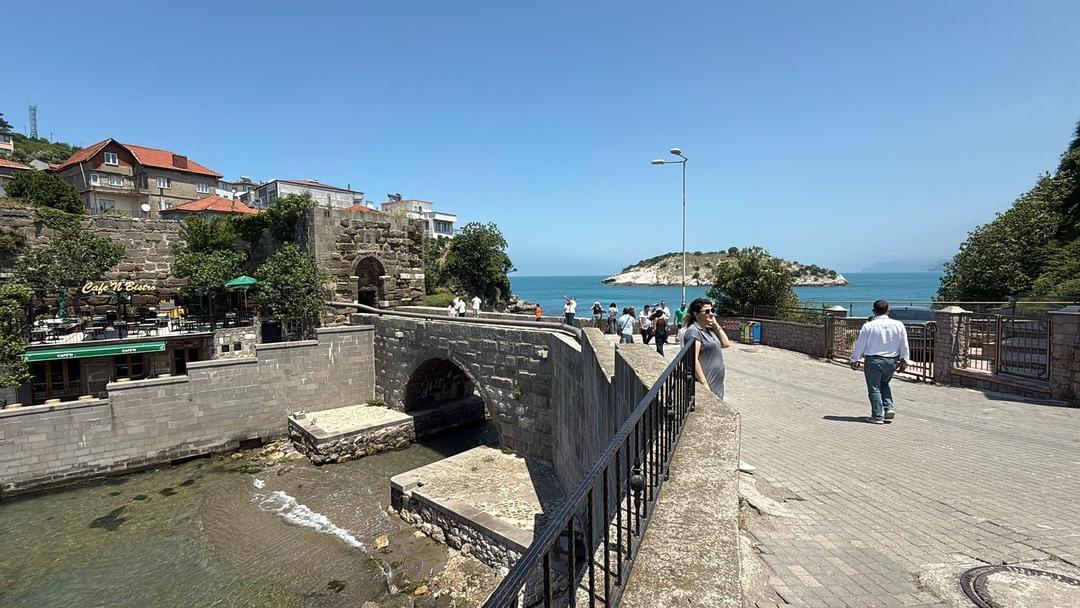 BAYRAM-TATILINDE-6-BIN-NUFUSLU-ILCEYE-15_759082_224012