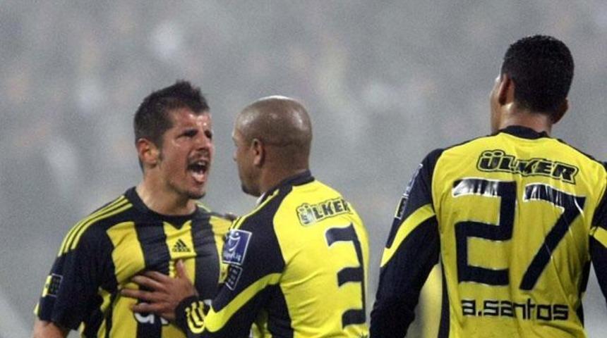 Soyunma odasında kavga!