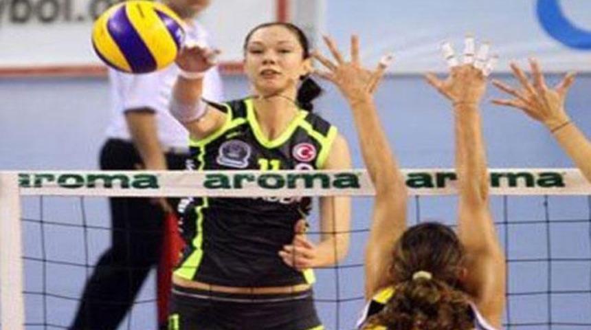 F.Bah&ccedil;eli yıldıza Playboy'dan teklif!