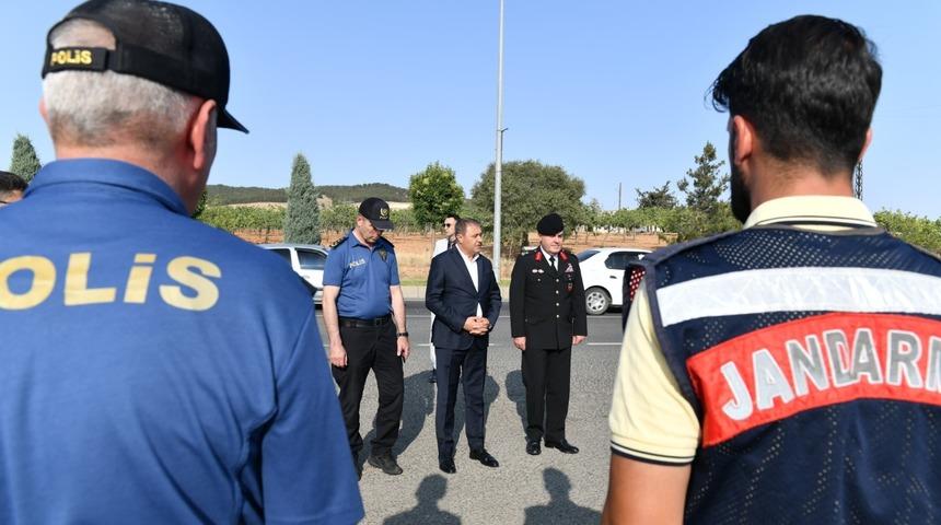 Şanlıurfa'da yasak yerlerde yüzen 231 kişiye 688 bin lira ceza