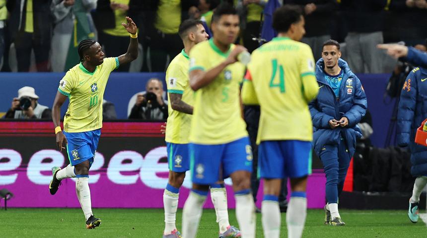 Brezilya seriyi bozmadı: 2026 Dünya Kupası’na katılım garantilendi