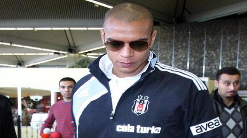 Ferrari'ye 6 ay men!