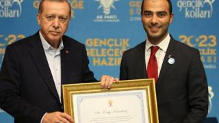 CHP'den AK Parti'ye geçti! Eray Karadeniz Gaziosmanpaşa belediye başkan vekili oldu