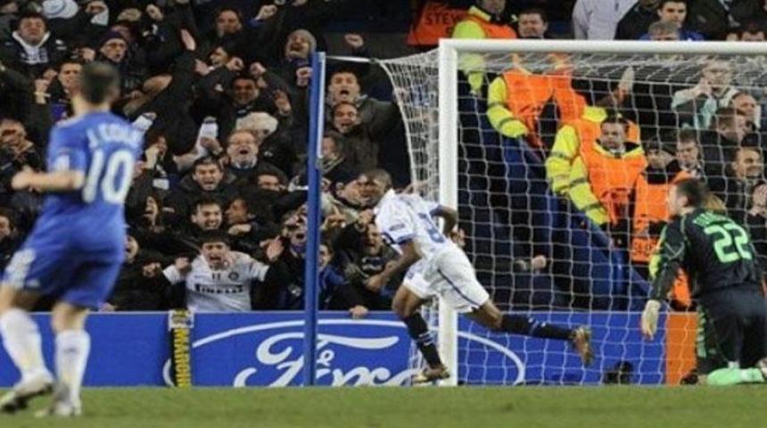 Eto'o attı, Maviler yıkıldı