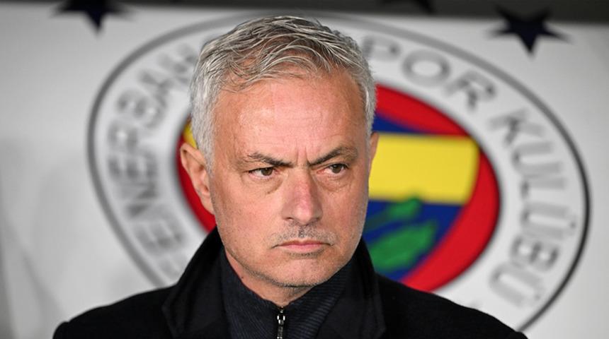 Ali Koç'dan şok çıkış... Mourınho için salonu susturdu! Ortam buz kesti