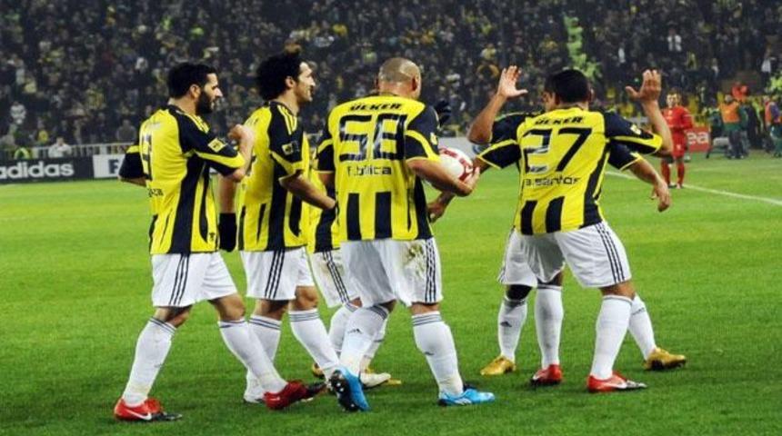 İşte F.Bah&ccedil;e'nin derbi pankartı