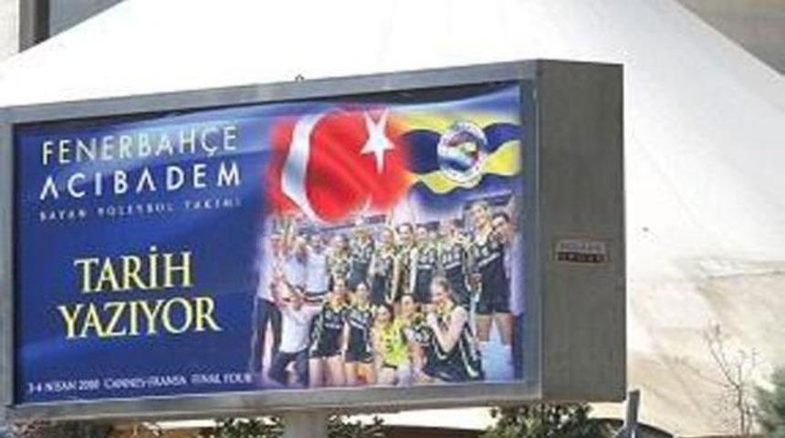 Ali Sami Yen'de Fenerbah&ccedil;e afişi!
