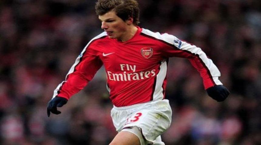 Arsenal'da Arshavin şoku!