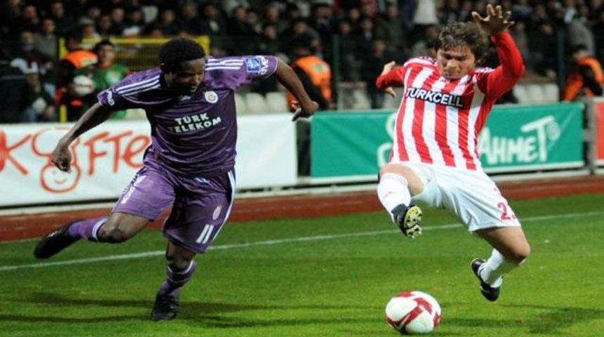 Aslan'a bir darbe de Yiğido'dan!